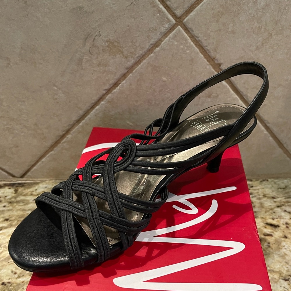 NIB strappy heels